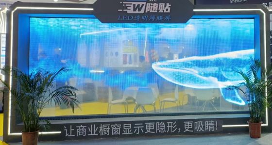 P6 Super Slim Transparent LED Film สําหรับผนังวีดีโอภายในบ้าน การติดตั้งง่ายด้วยบอร์ด PCB RGB DC5V