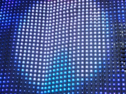 หน้าจอไฟ LED ติดจุด 20 มิลลิเมตร กันน้ําแบบถาวร สําหรับโฆษณากลางแจ้ง