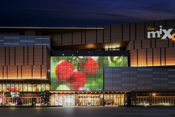P4 ความโปร่งใสสูง โฟกเซบิล LED Display Screen กระจกกระจกหน้าต่าง ประกาศภายใน Led Transparent Film